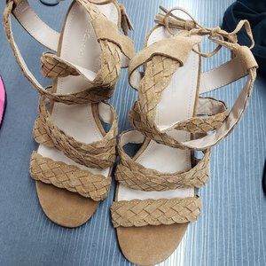 BCBGeneration women's size 7.5 Brown Leather heels NWOB